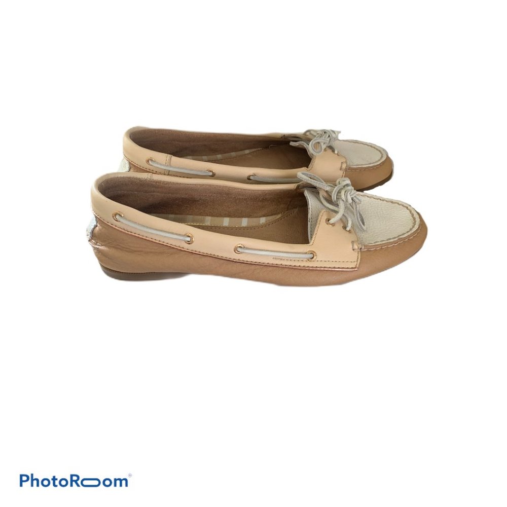 Tan/Cream Sperrys - Picture 2 of 6
